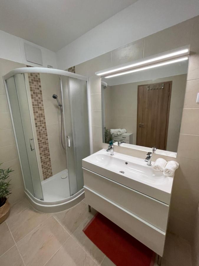 Vizpart Honved Apartman Balatonlelle Zewnętrze zdjęcie