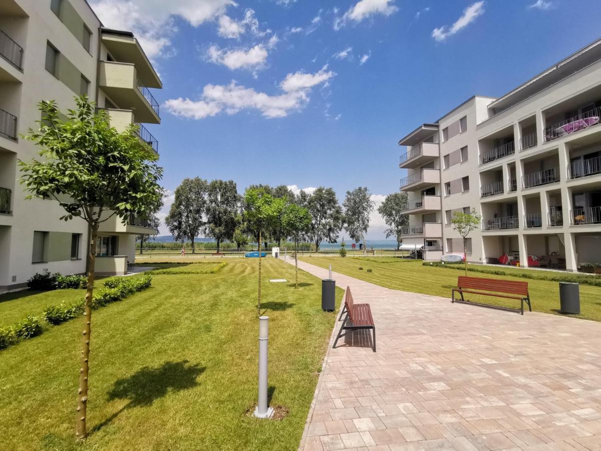 Vizpart Honved Apartman Balatonlelle Zewnętrze zdjęcie