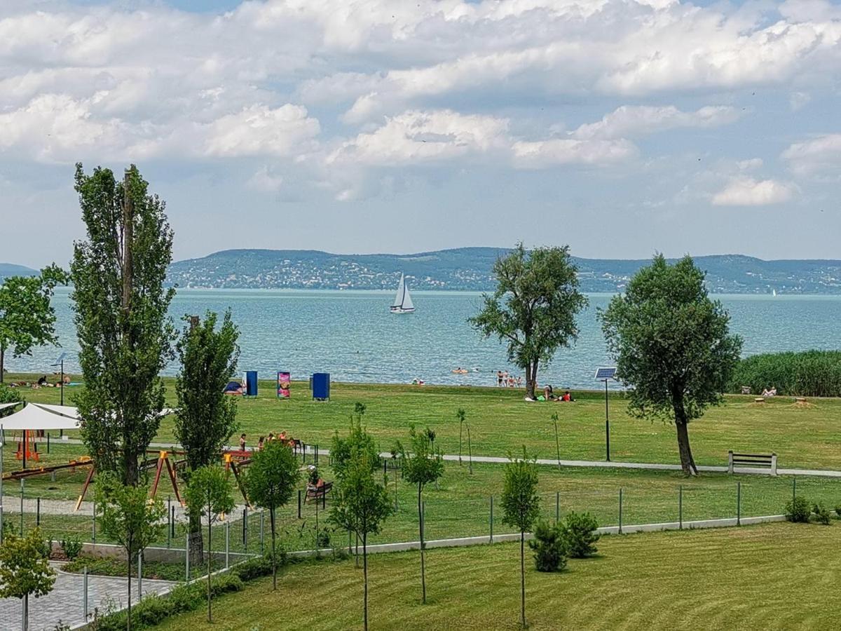 Vizpart Honved Apartman Balatonlelle Zewnętrze zdjęcie